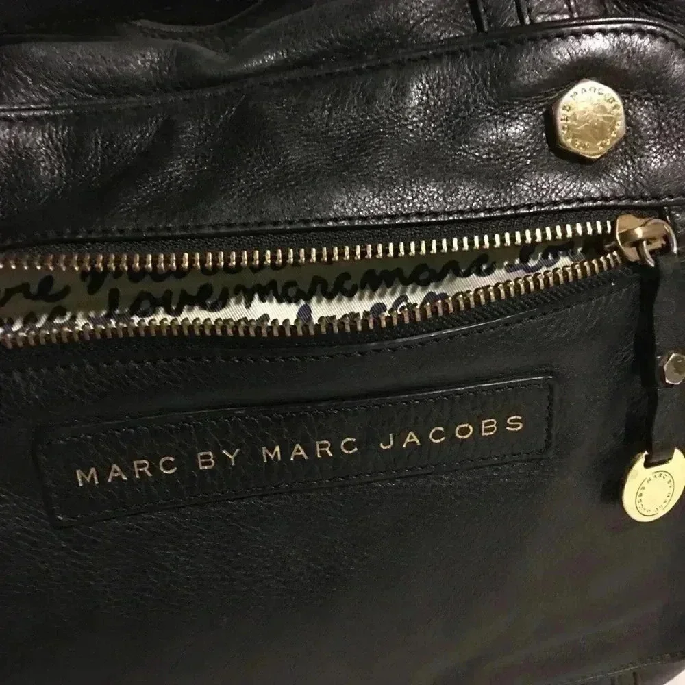 Marc by Marc Jacobs Black leather messenger/bag